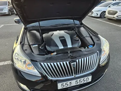 Hyundai Equus