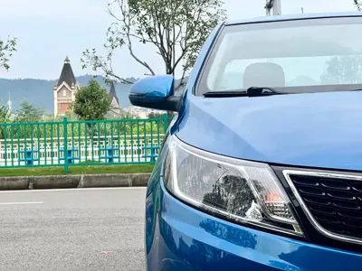 Kia K2