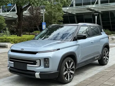 Geely ICON