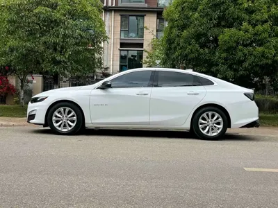 Chevrolet Malibu XL