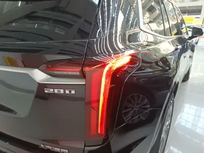 Cadillac XT6