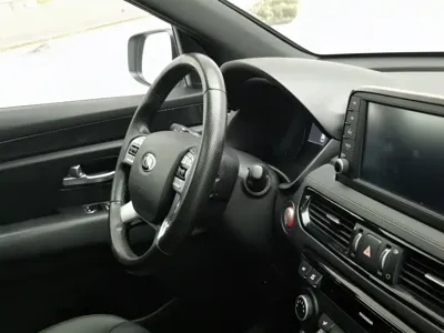 Kia KX7