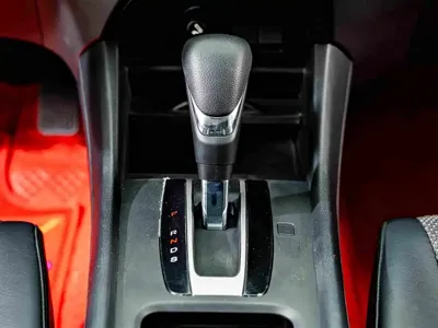 Honda Jade