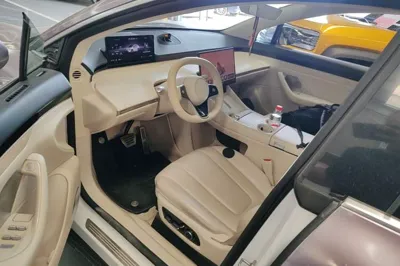 Hima Luxeed R7