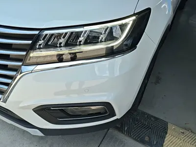 Roewe RX5