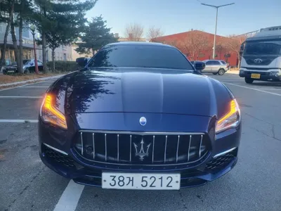 Maserati Quattroporte