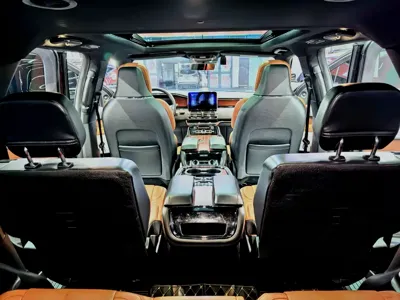 Lincoln Navigator