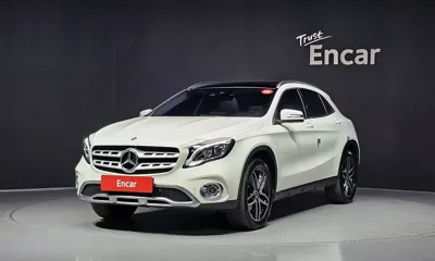 Mercedes-Benz GLA-Class