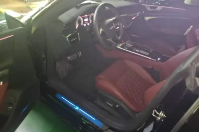 Audi A7L