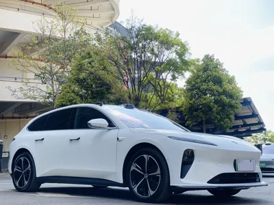 Nio ET5