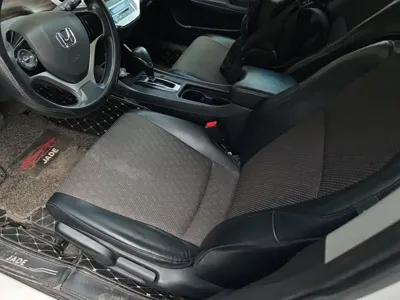 Honda Jade
