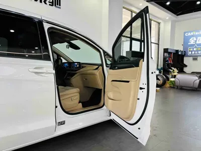 Buick GL8 Hybrid