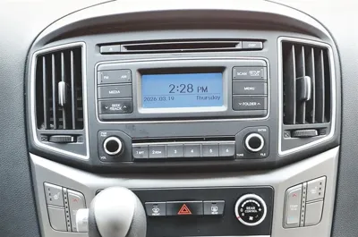 Hyundai Starex
