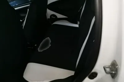 BYD e1