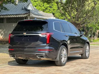 Cadillac XT6