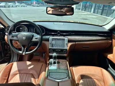 Maserati Quattroporte