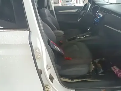 Roewe RX3