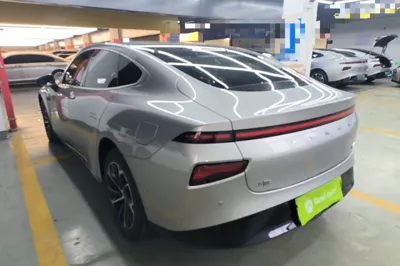 Xpeng P7