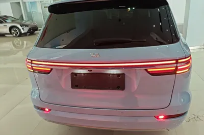 Li Auto ONE