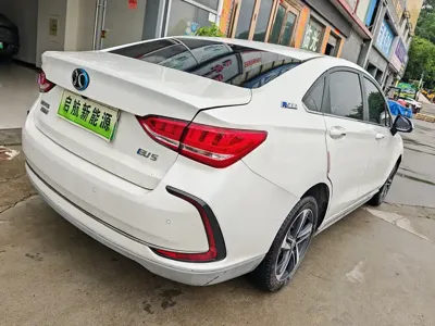 BAIC EU5