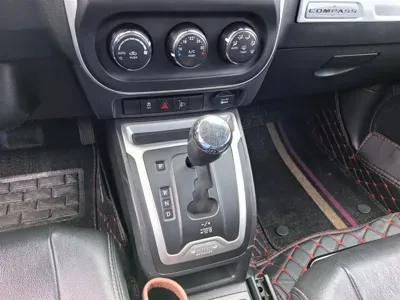 Jeep Compass (Import)
