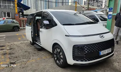 Hyundai Staria