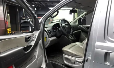 Hyundai Starex