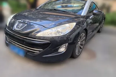 Peugeot RCZ
