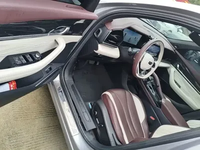 Geely Xingyue L