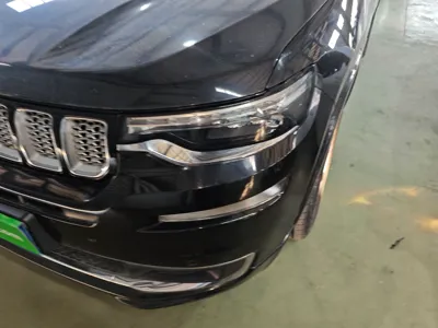 Jeep Grand Commander