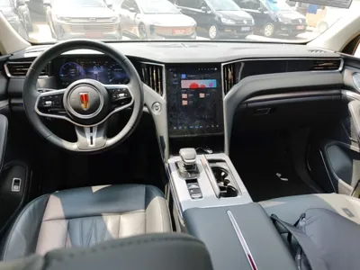 Hongqi HS7 PHEV