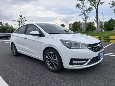Chery Arrizo 5