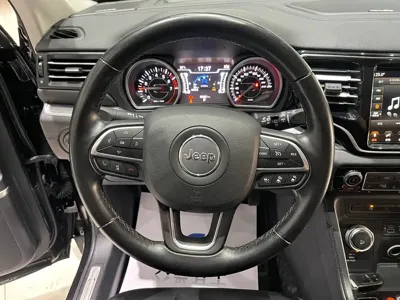 Jeep Grand Commander
