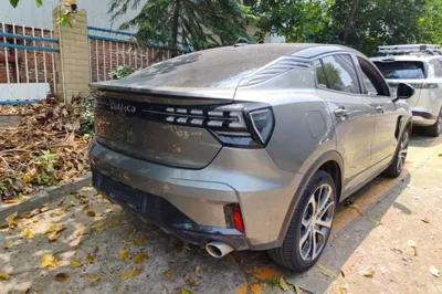 Lynk & Co 05