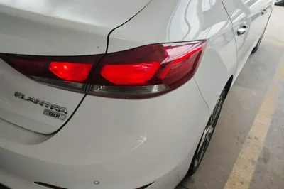 Hyundai Elantra (6th Generation