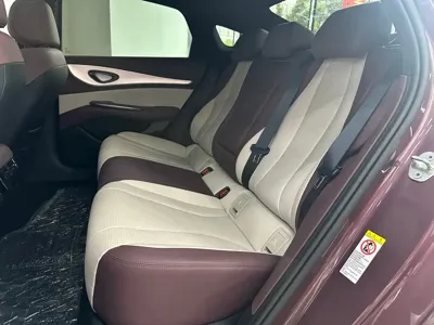 BYD Seal 07 DM-i