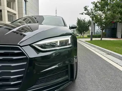 Audi A5 (Import)