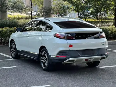Venucia T90