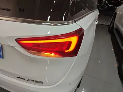 Buick GL6