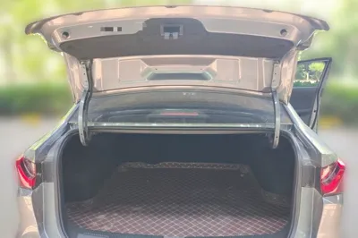 Roewe i5