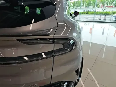 Xiaomi 小米YU7