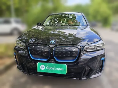 BMW iX3