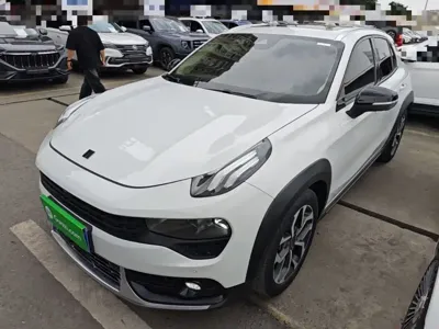 Lynk & Co 02