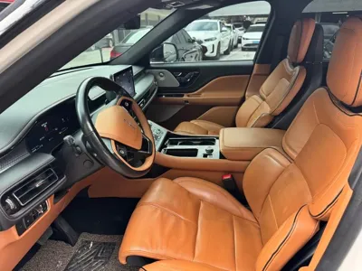 Lincoln Aviator