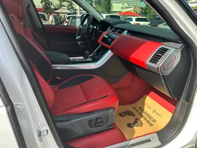 Land Rover Sport