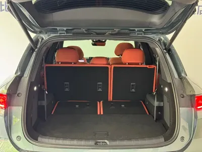 BYD Tang L
