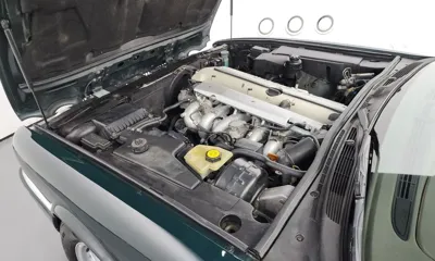 Jaguar XJ-6
