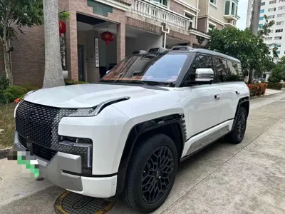 Yangwang Yangwang U8