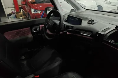 Baojun E300