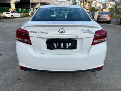 Toyota Yaris L